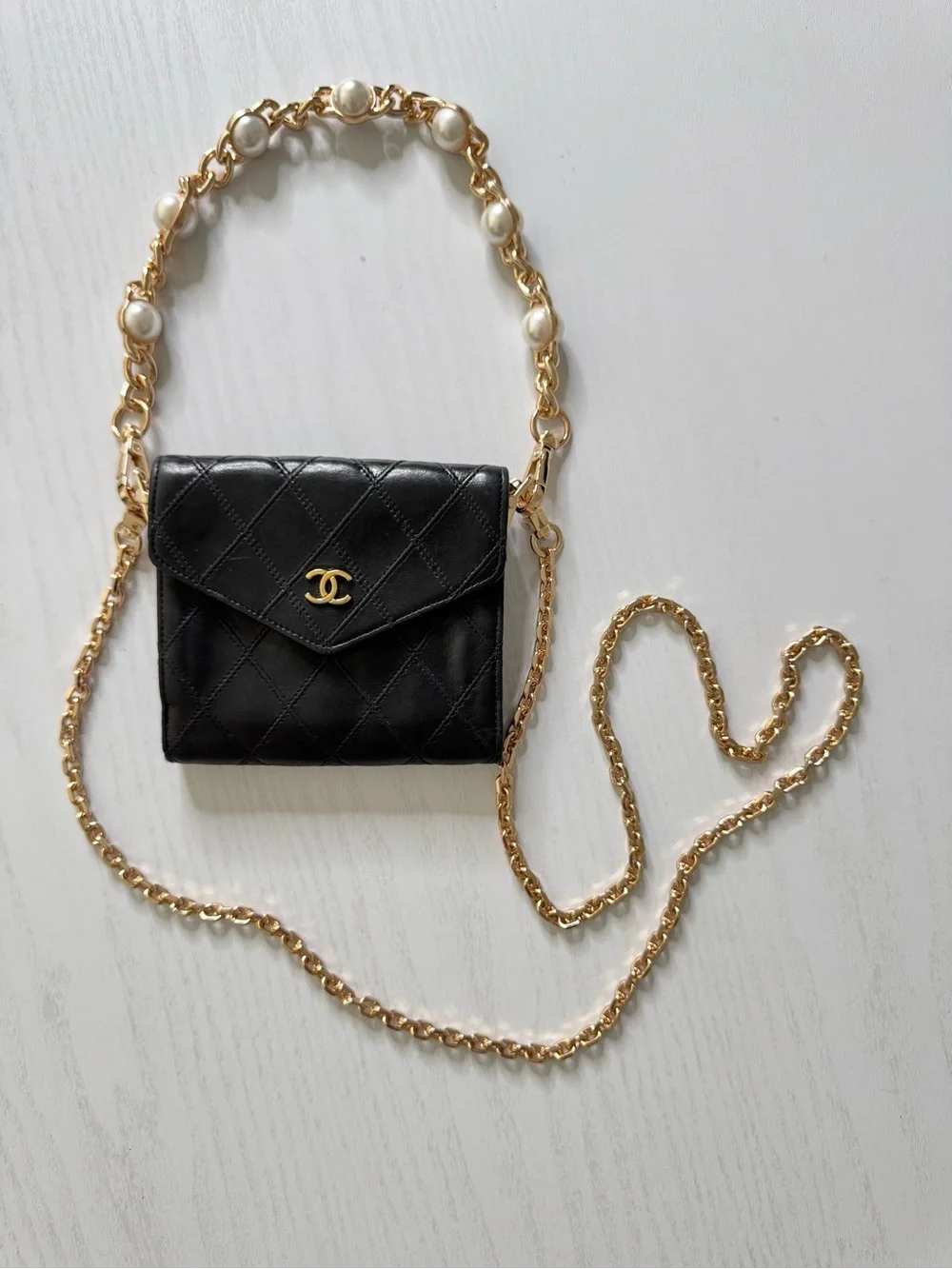Authentic Vintage Chanel CC Wallet on Chain Black Quilted Leather Crossbody Bag - Picture 4 of 16